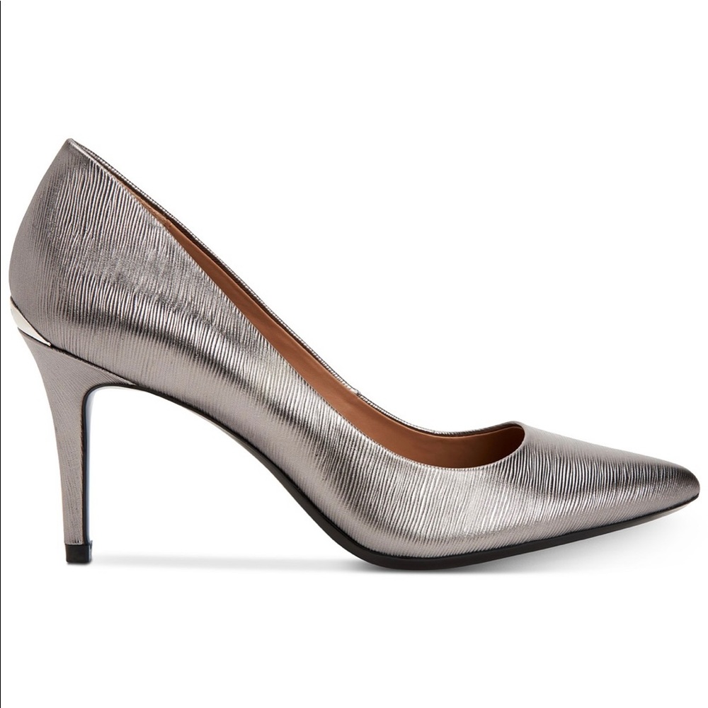 Calvin Klein Gayle Pointed Toe Pump 9M, heel 3.5” Metallic, textured leather.